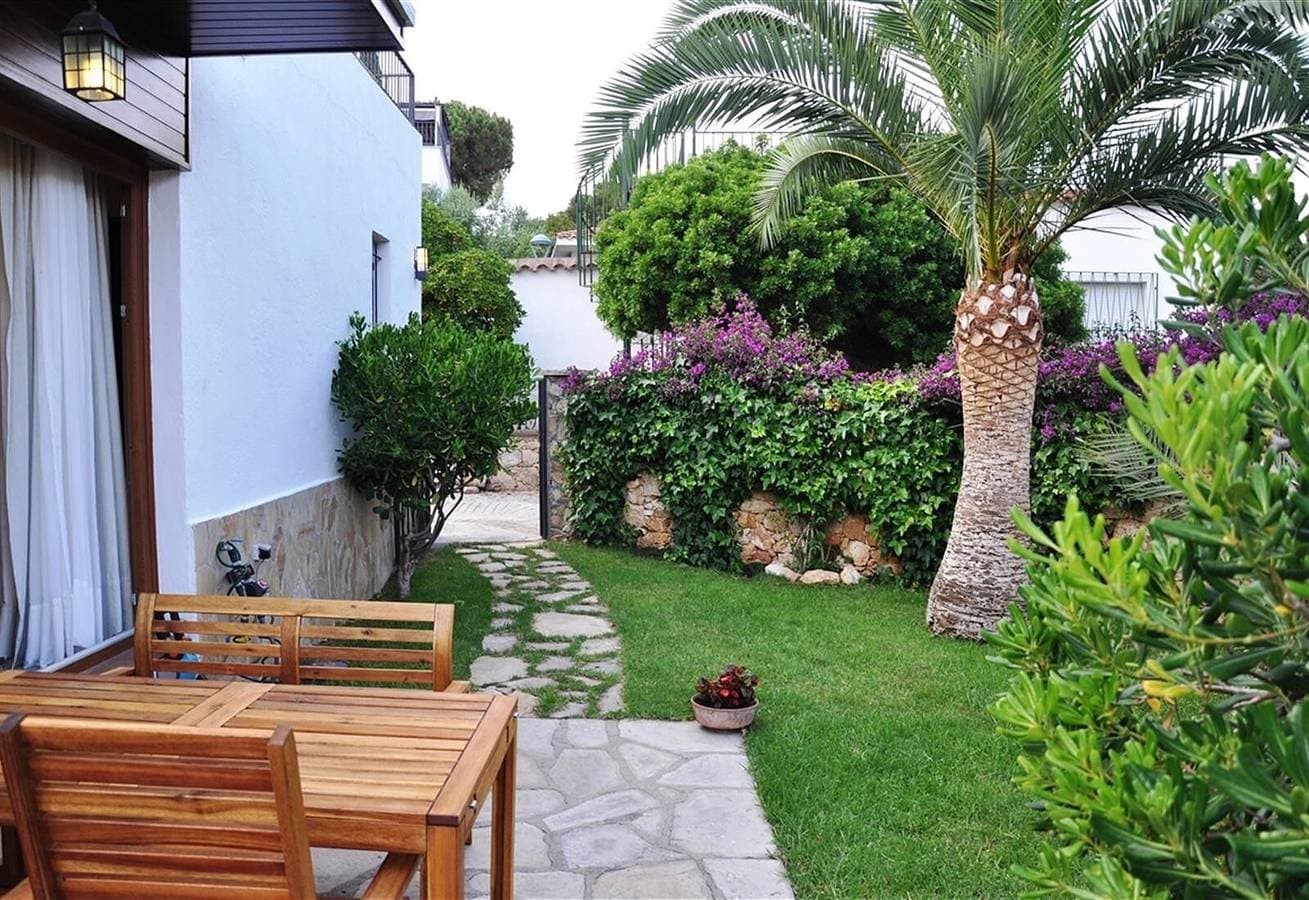 Foto 5 von 15: Ferienvilla in Tarragona mit offener Terrasse, Garten und WLAN