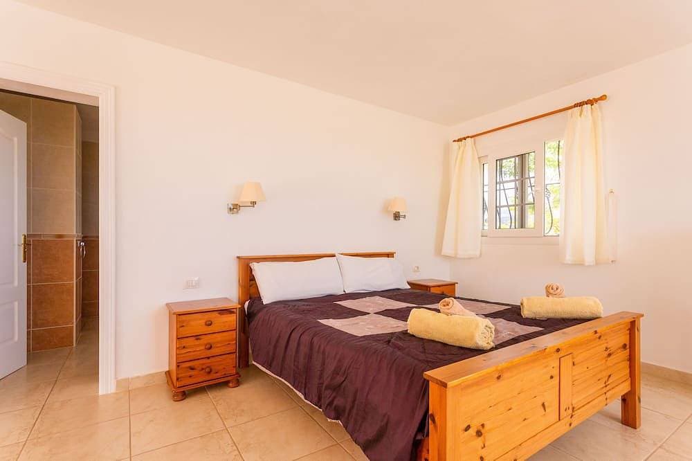 Foto 10 von 30: Atemberaubende 3/4-Bett-Villa mit privatem beheiztem Pool und Meerblick, Golf Del Sur