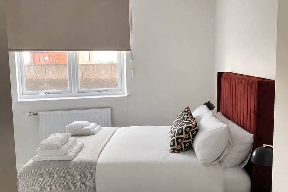 Foto 6 von 24: Staines ·Parking · 2 Bed · 2 Bath · Sleeps 5 · Lhr
