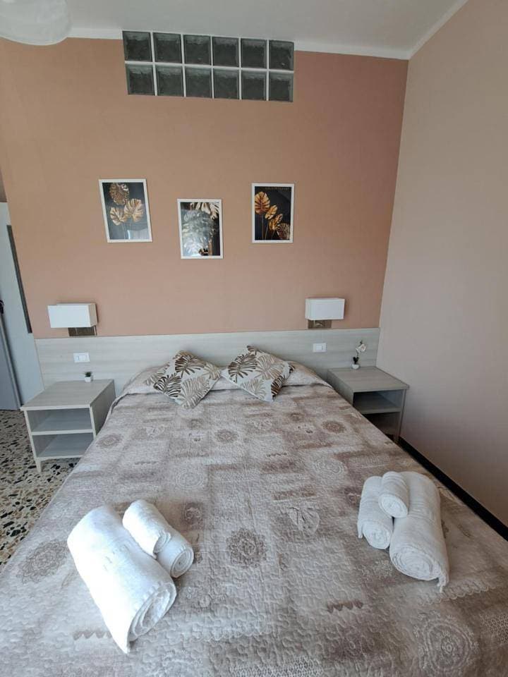 Foto 8 von 14: Double or Twin Room with Private Bathroom
