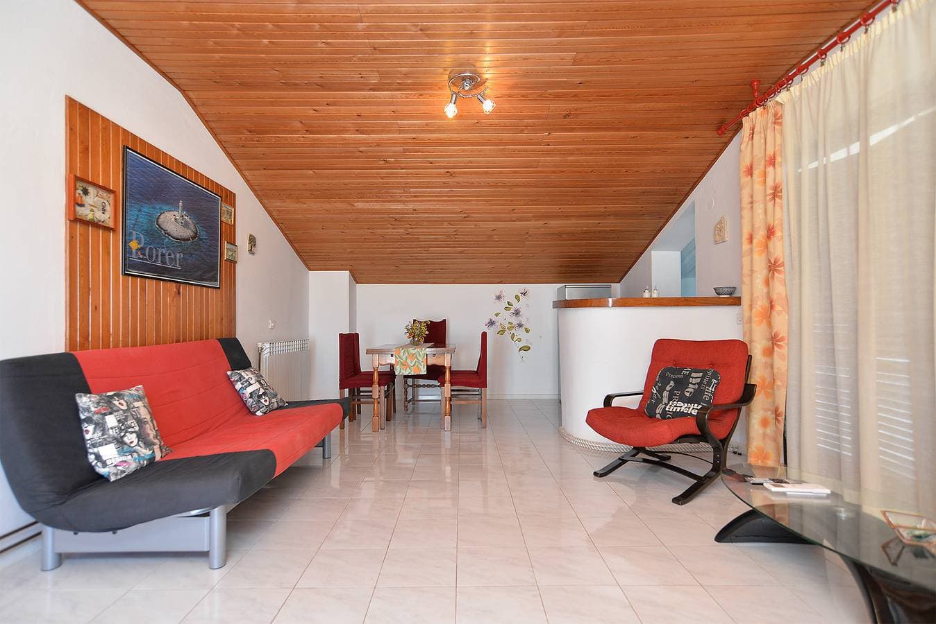 Foto 8 von 29: Ferienwohnung für 4 Personen mit Terrasse