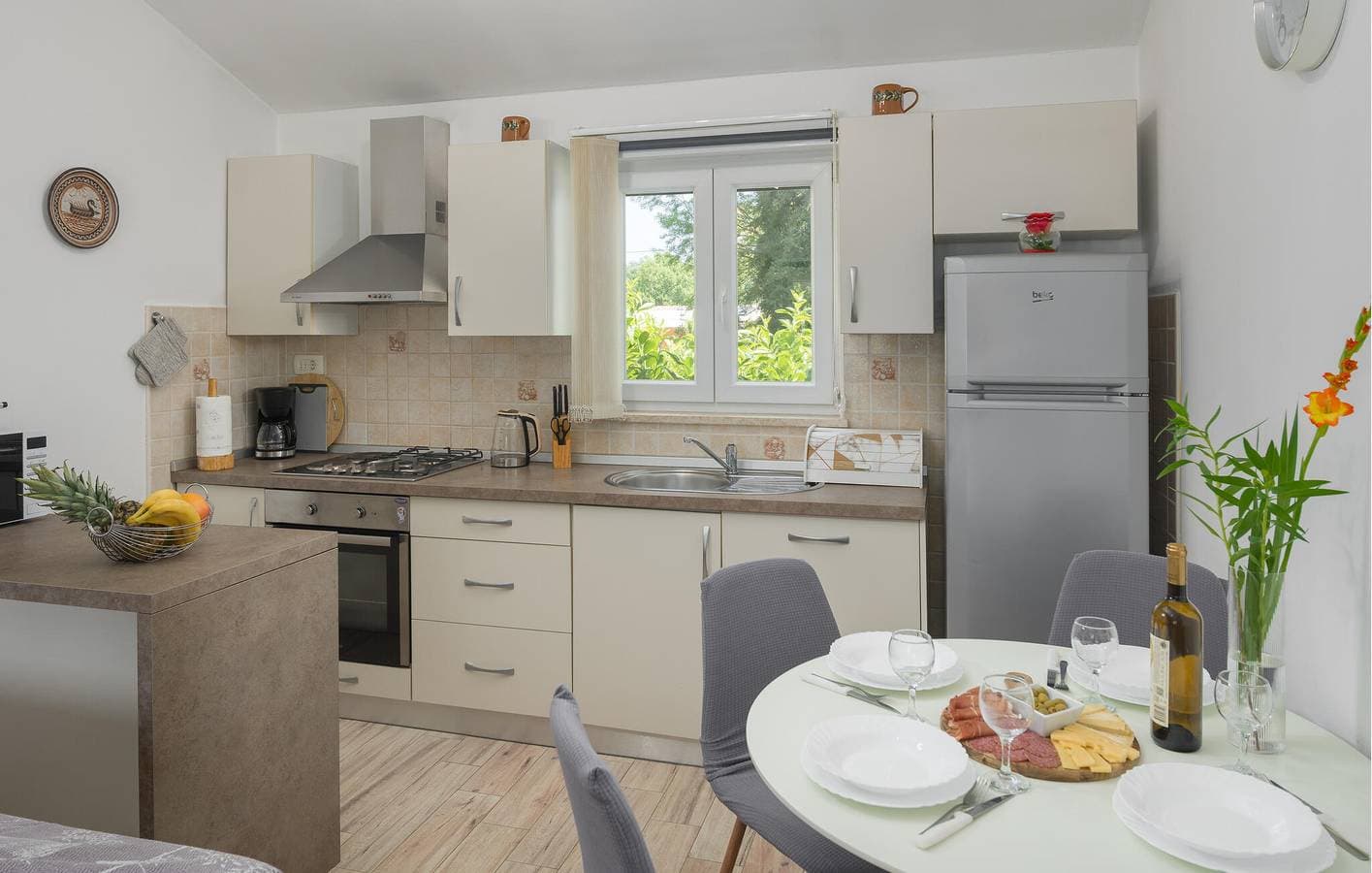 Foto 5 von 27: Gemütliche Ferienwohnung mit Terrasse, WLAN und Parkplatz, 2,5 km vom Stadtzentrum entfernt