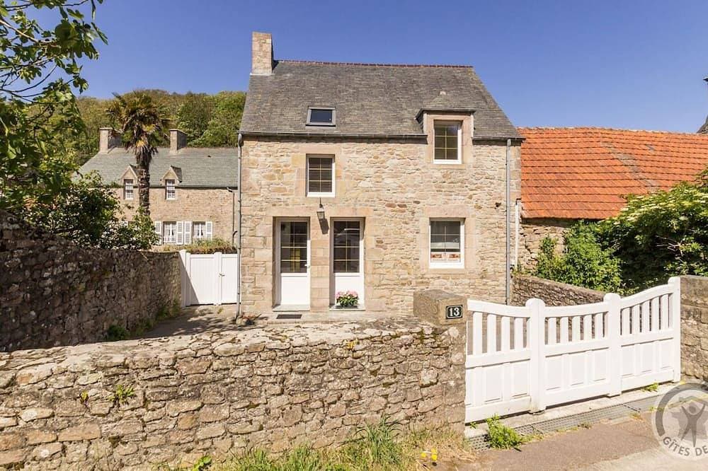 Gemütliches Haus in Omonville la Rogue mit privatem Innenhof, nah am Hafen 1