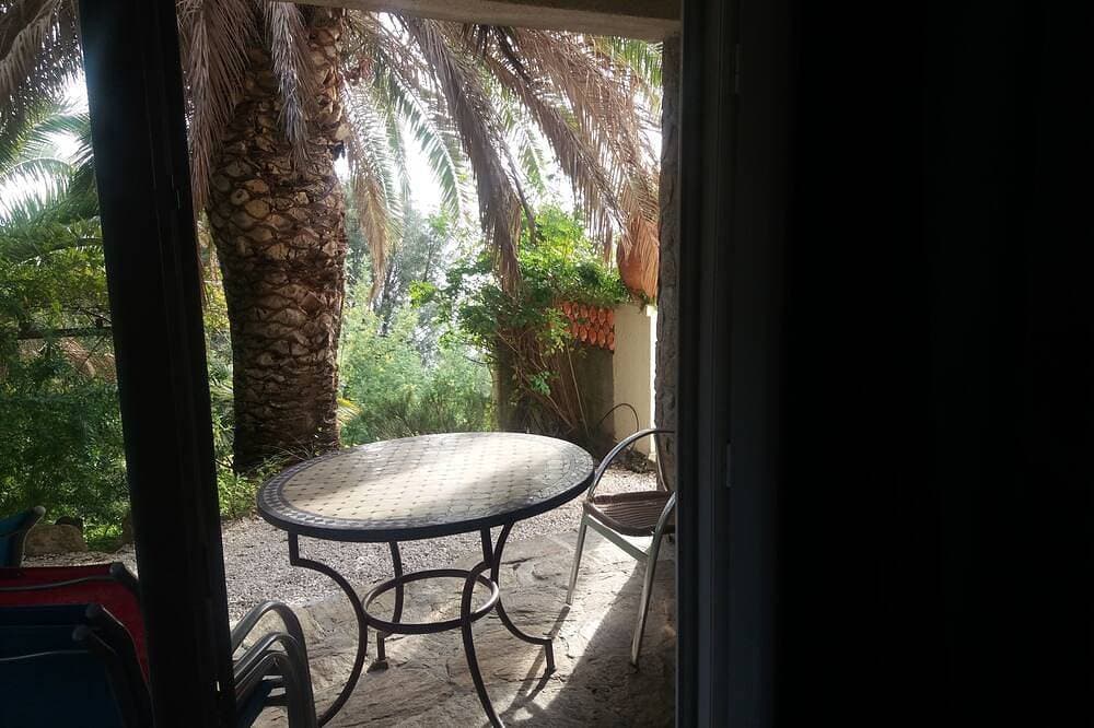 Foto 9 von 9: Beautiful, fully-equipped, climate-controlled, sea-view apartment in Le Rayol, sleeps 2 to 4.