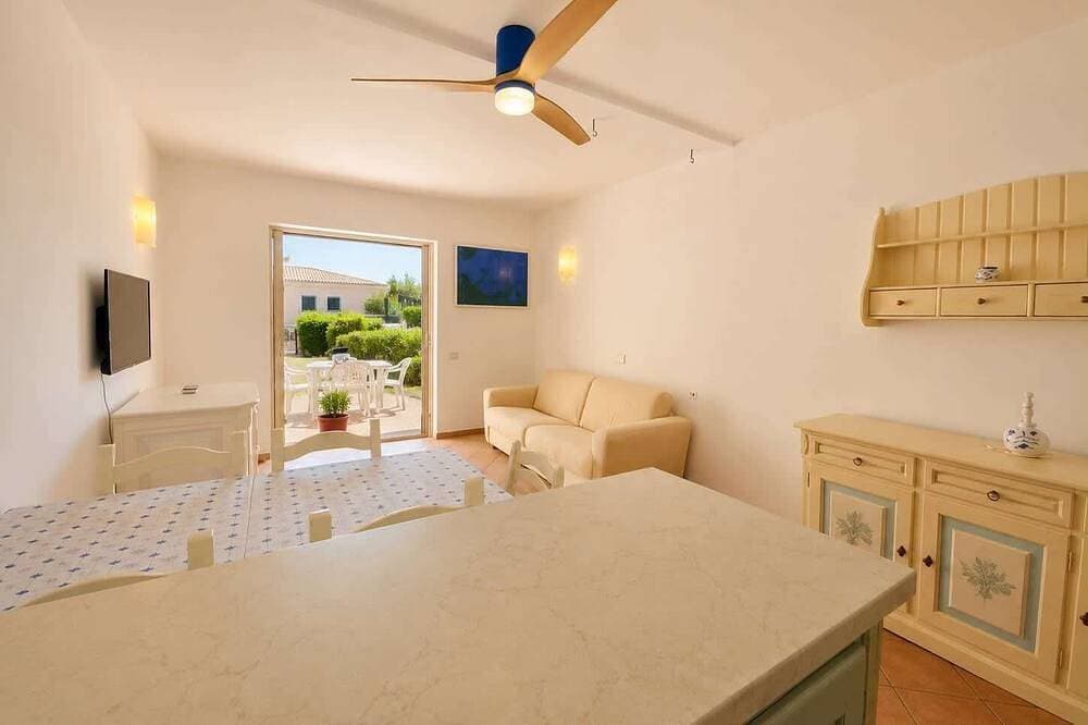 Foto 11 von 24: Beautiful apartment with sea views
