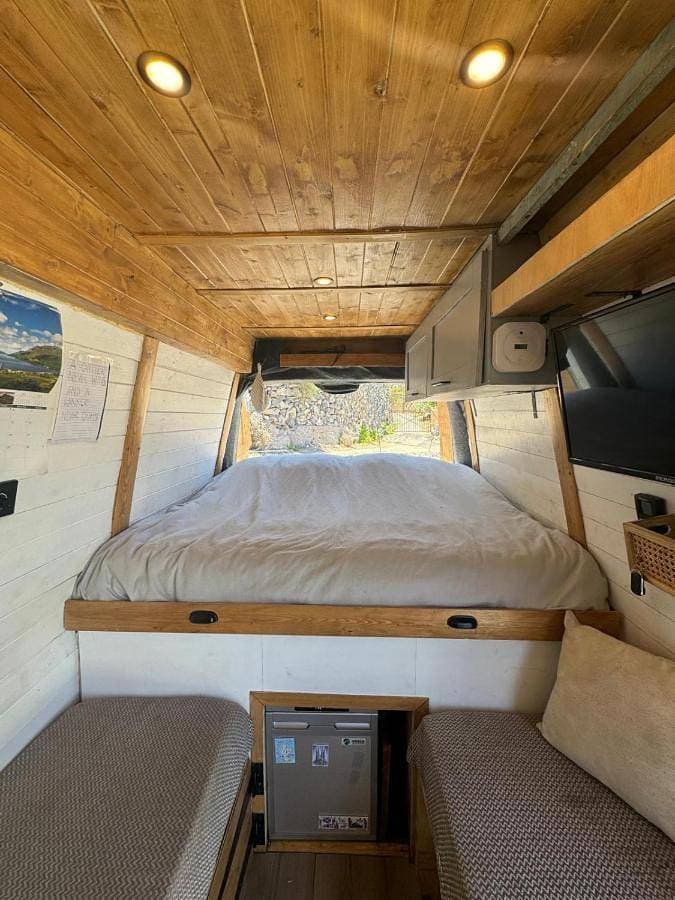 VaN 222 1