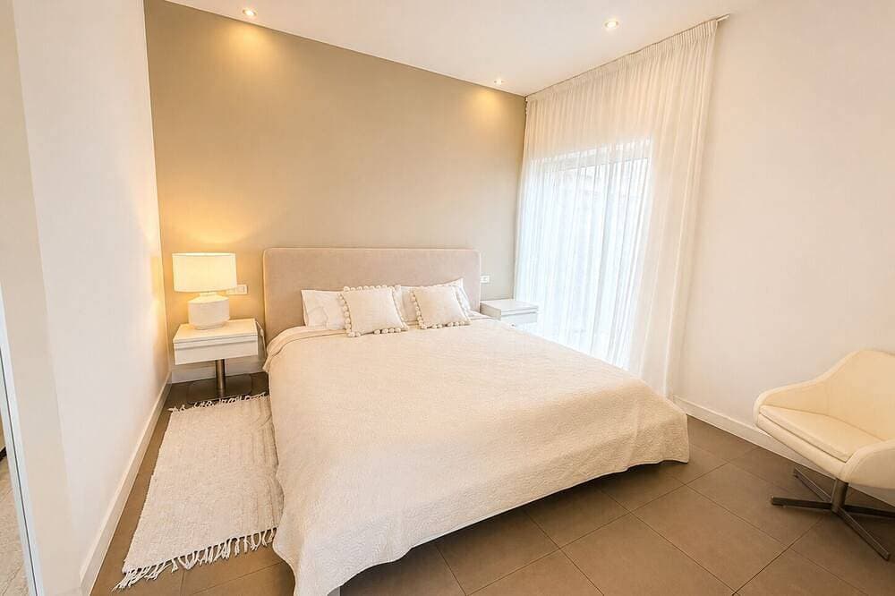 Foto 6 von 30: 5Br Villa in Costa Adeje with Private Pool