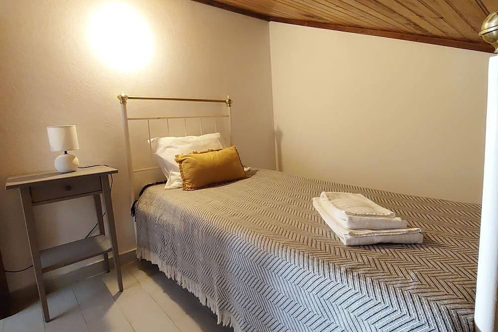 Foto 6 von 30: Apartamento Delfino T0 2 Camas