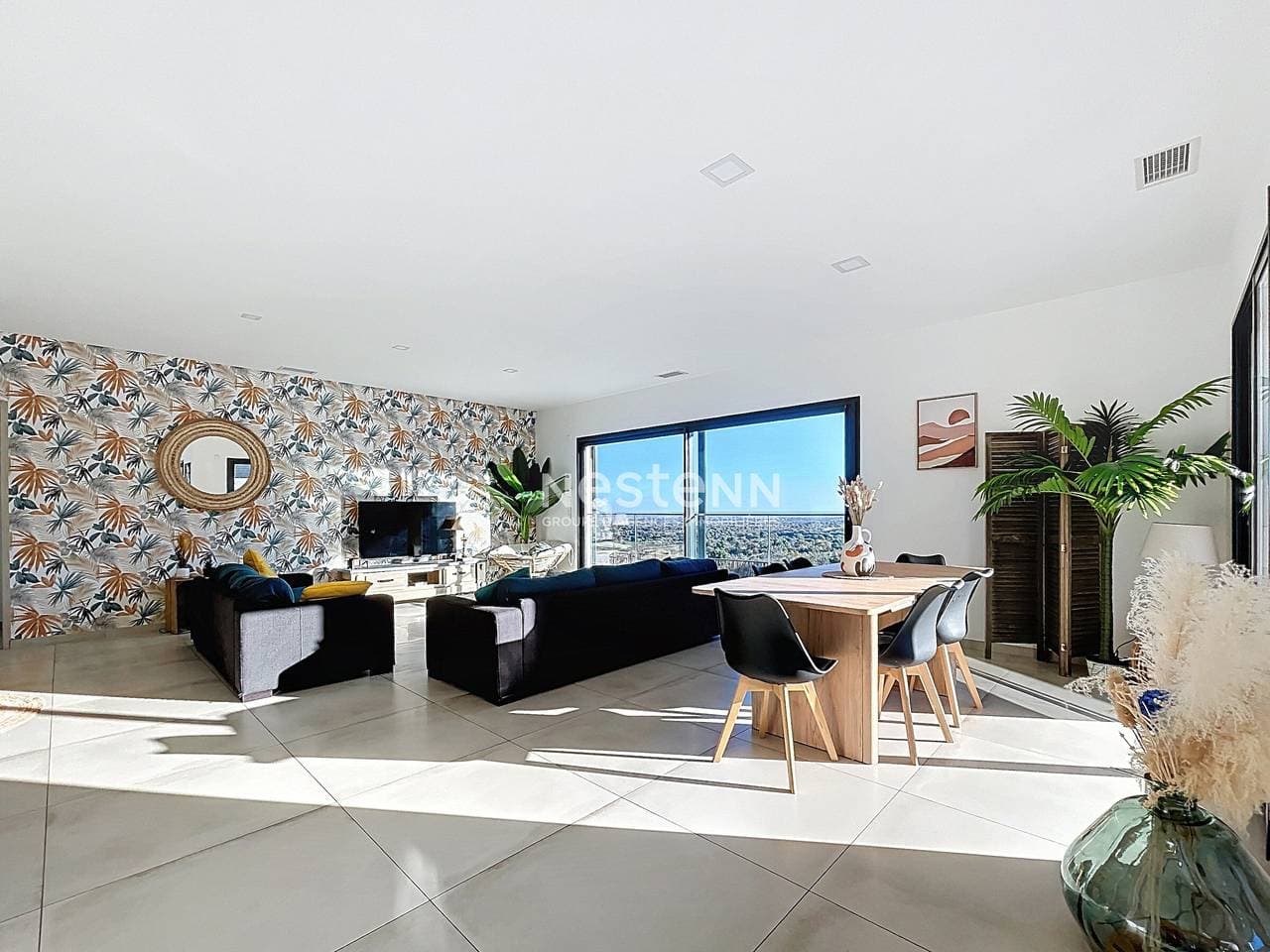 Foto 5 von 30: Zeitgenössische Villa mit privatem Infinity-Pool