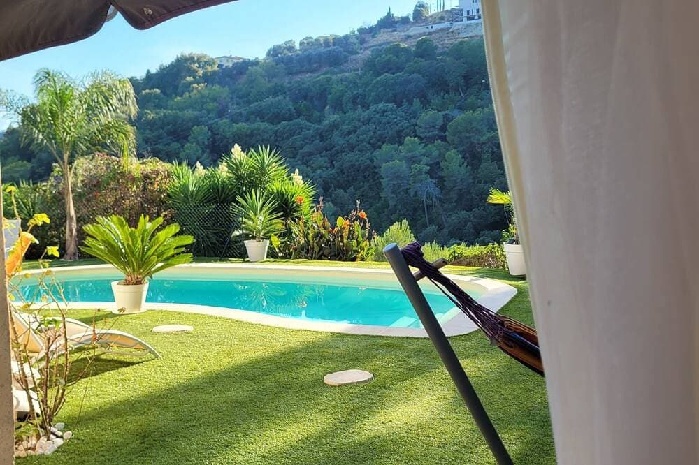 Villa in the hills of Nice 1