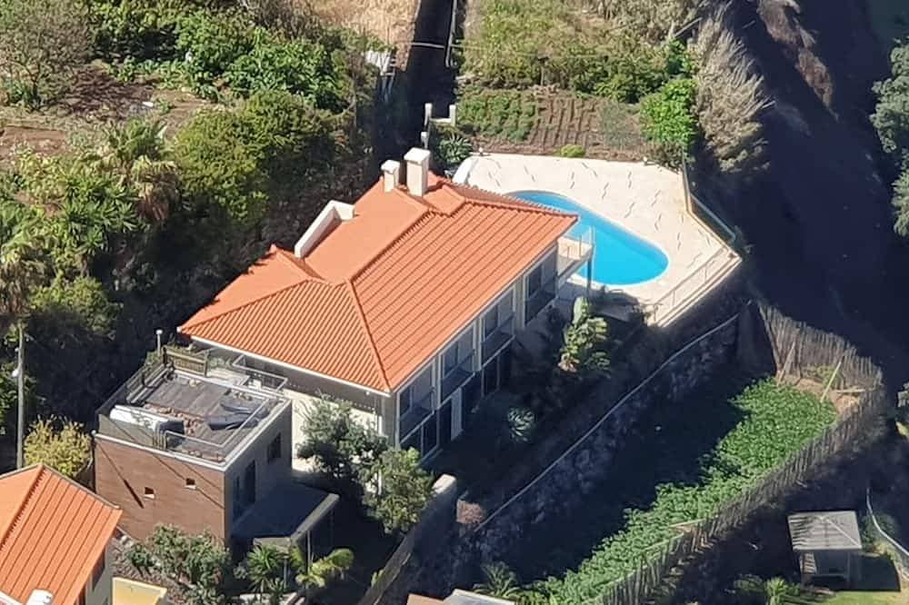Foto 12 von 30: Villa mit 3 Schlafzimmern und Pool, Jardim do Mar, atemberaubende Aussicht