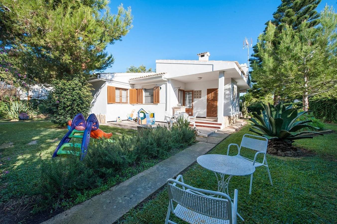 Miloca - Ferienhaus mit Privatgarten in Playa de Muro. Wifi gratis. 1