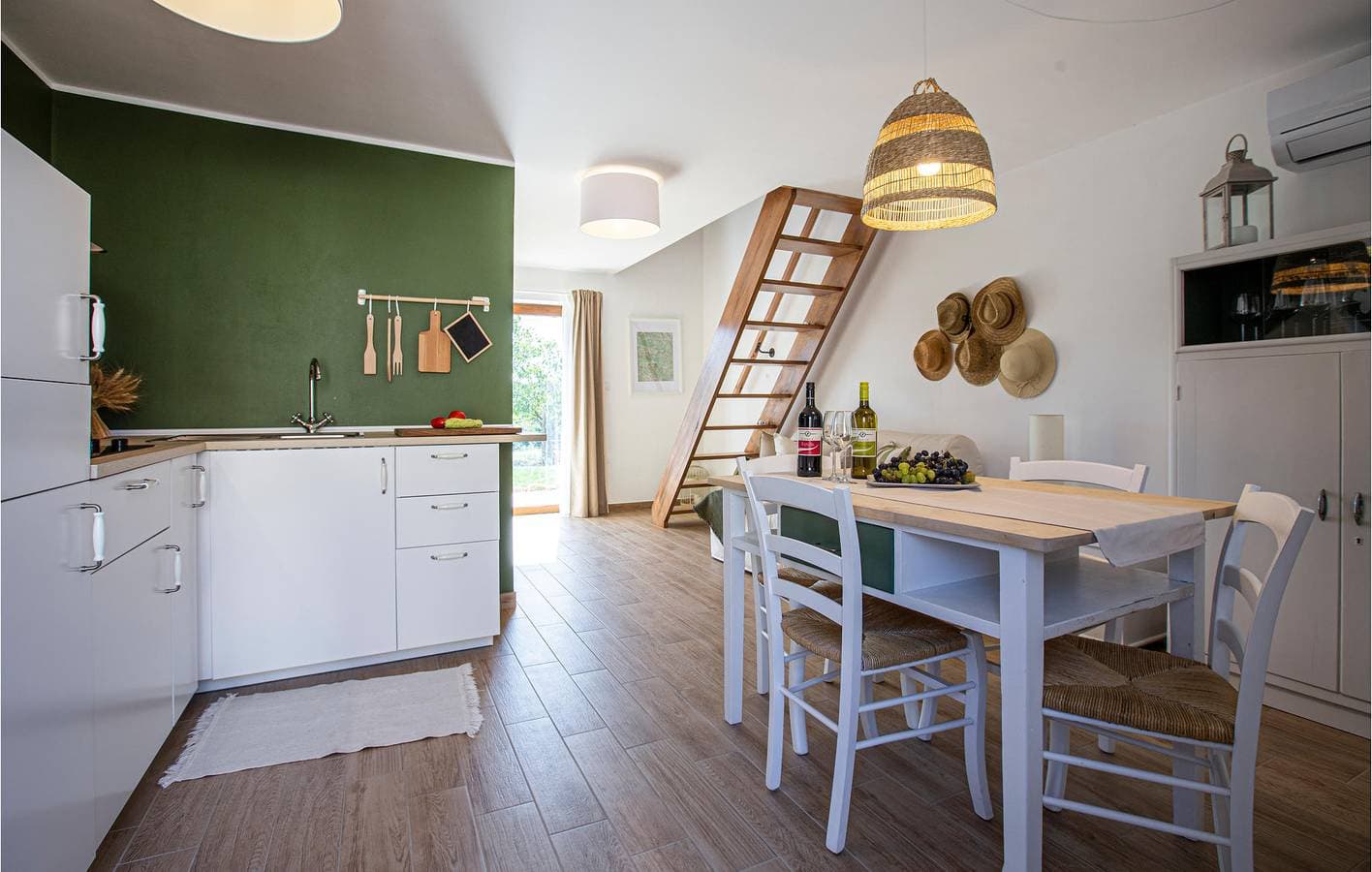 Foto 5 von 17: Ferienhaus für 4 Personen mit Terrasse