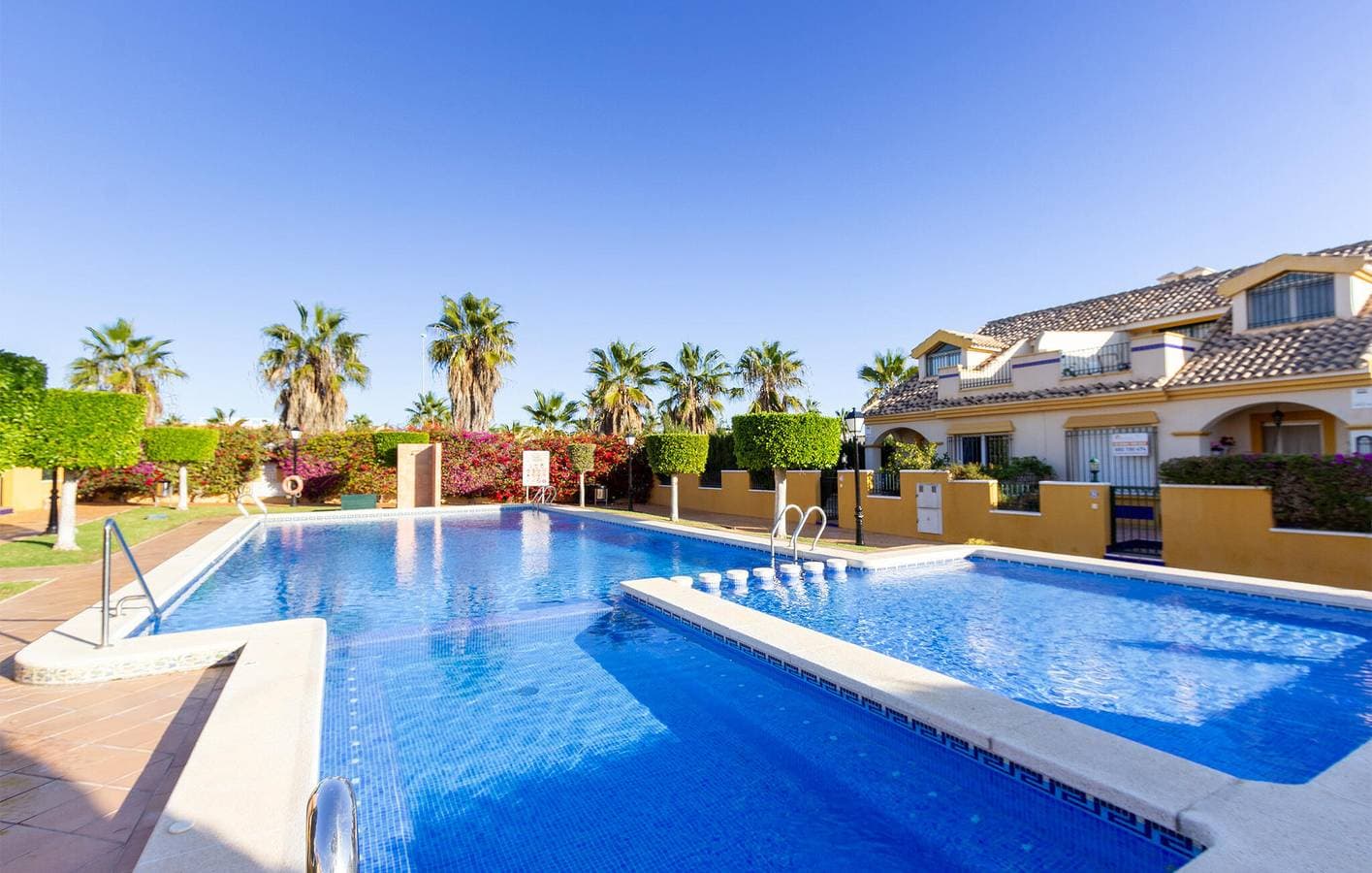 Foto 8 von 25: Gemütliches Apartment mit Pool und Terrasse, 1,5 km von Playa de Campoamor entfernt