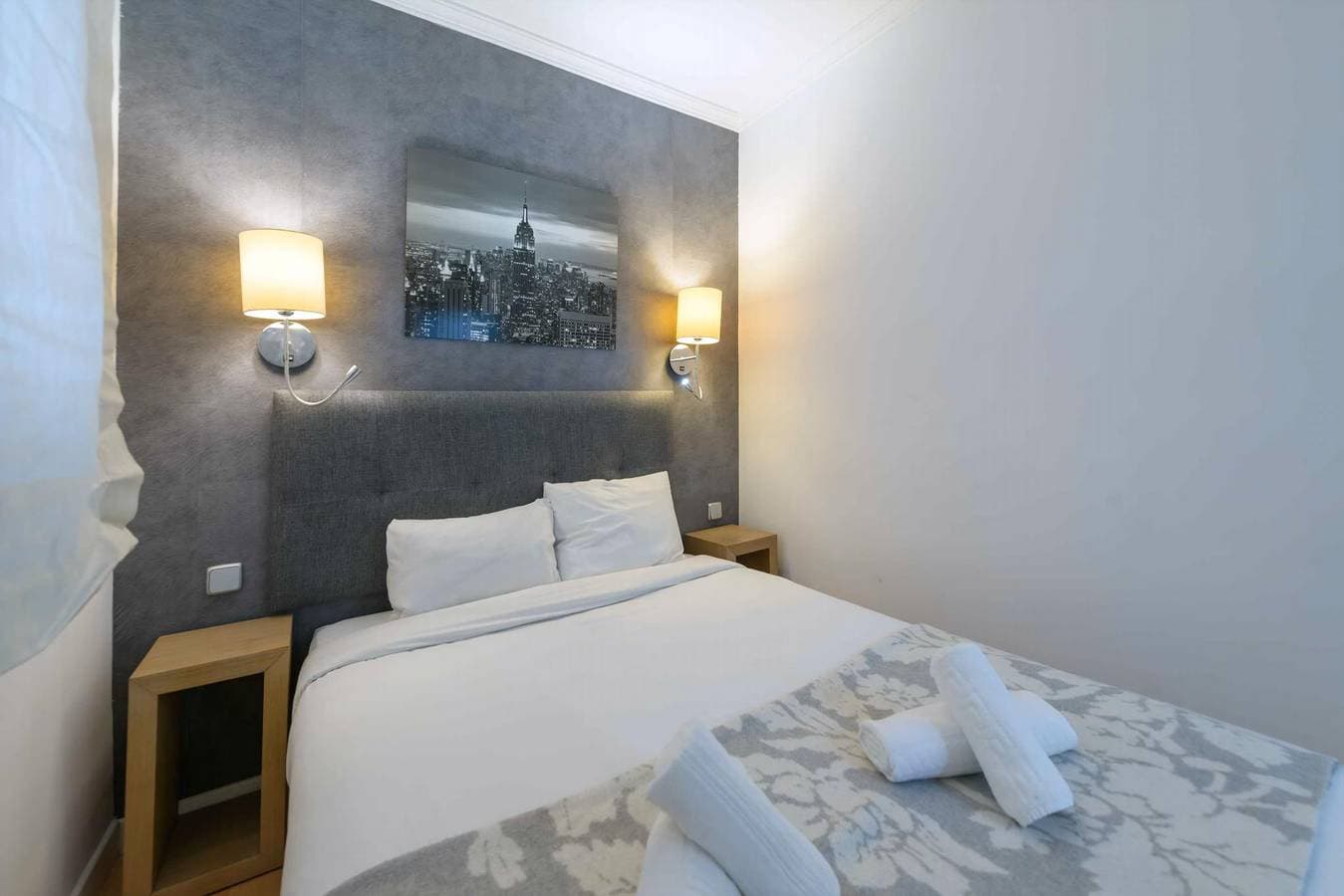 Foto 5 von 31: GuestReady - Experience Madrid Comfort