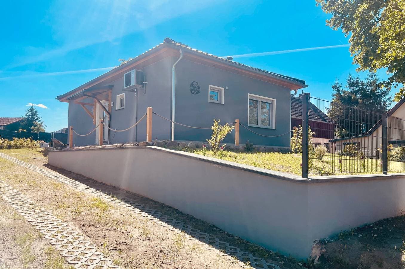 Foto 7 von 43: Ferienhaus 'Zur Schwalbe' mit Privatterrasse, Whirlpool und privatem Garten