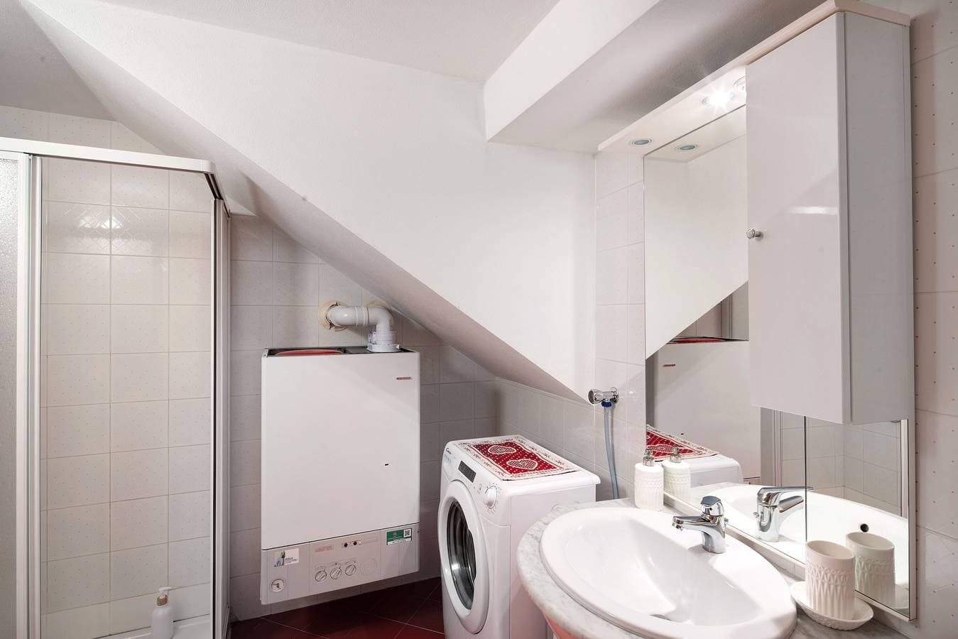 Foto 13 von 28: Ferienwohnung 'La Rocca' mit Bergblick und WLAN