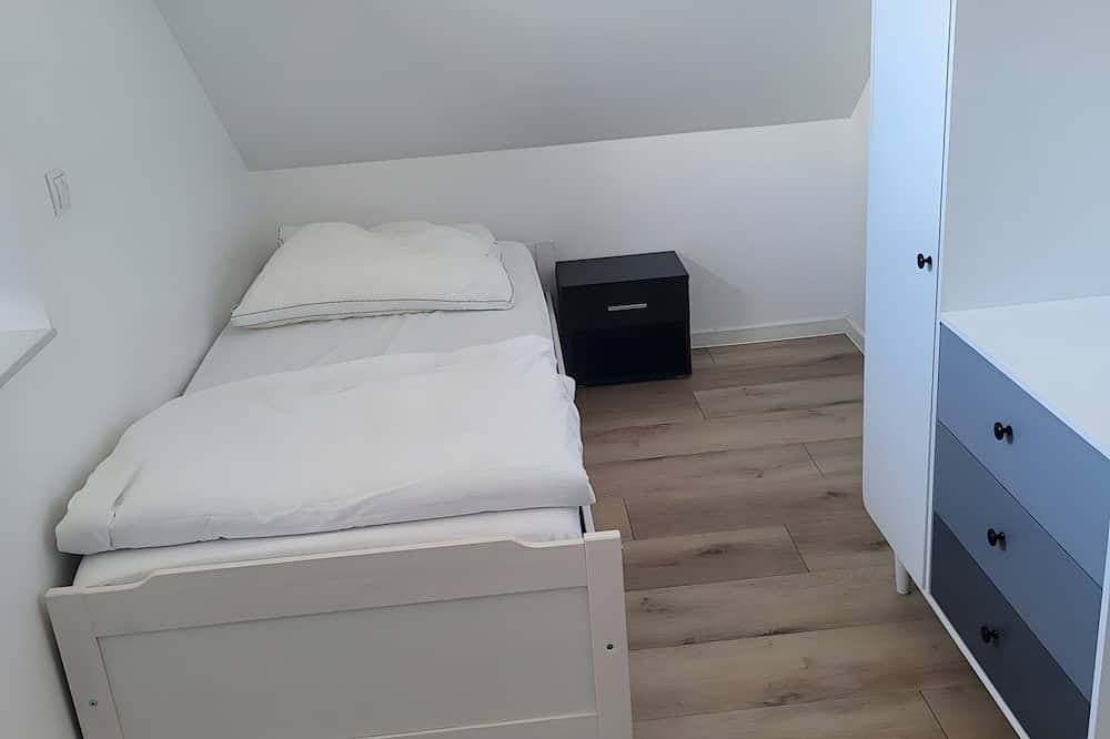 Foto 3 von 16: Ferienhaus 'Sam' mit Seeblick, privater Terrasse und WLAN