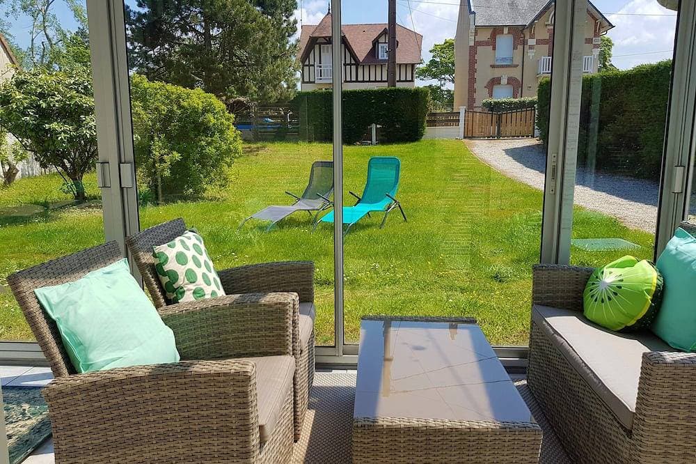 Foto 7 von 30: Cocooning bubble and immersive veranda in a green setting 100m from the beach