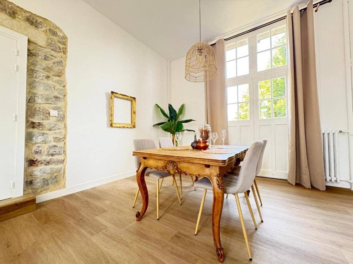 La LOGE entre Pierre & Histoire 1