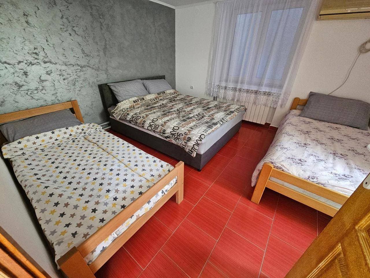 Foto 7 von 16: Two-Bedroom Apartment