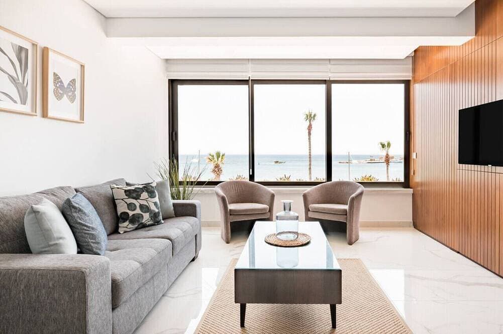 Foto 13 von 22: Phaedrus Living Seaview Luxury Marina Court