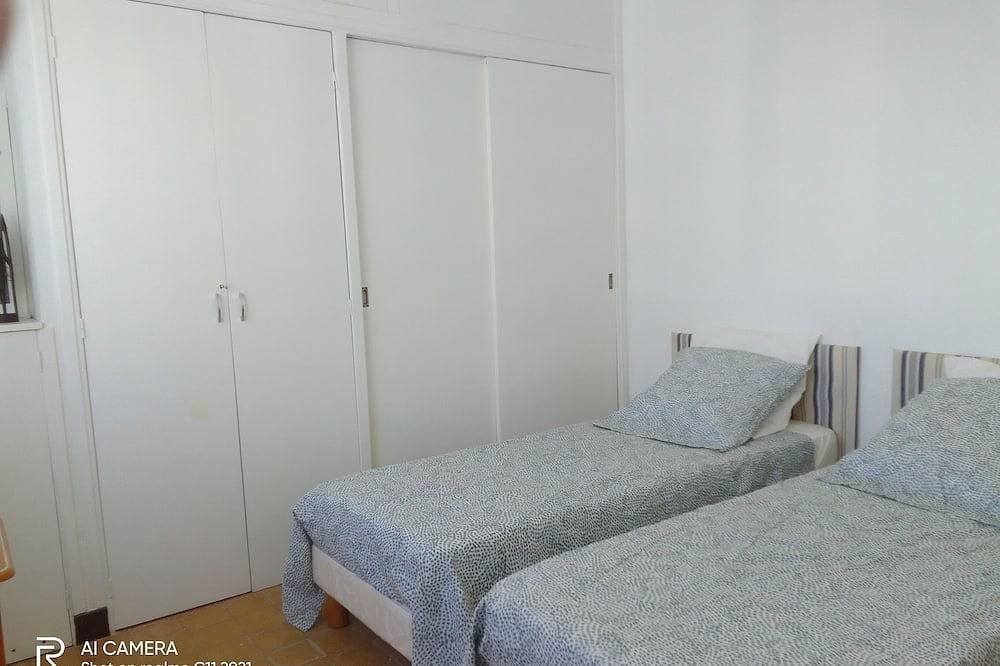 Foto 4 von 15: Bel Appartement Face mer aux Pieds des Plages
