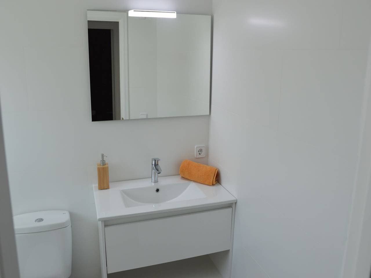 Foto 12 von 21: Ferienwohnung 'Medes Park 2-5-1' mit Meerblick, WLAN und Klimaanlage