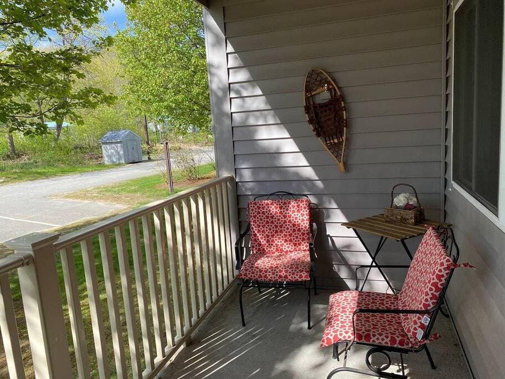Remodeled Studio | Indoor Pool & Hot Tub | Quartz Kitchen | Near Loon Mtn 1