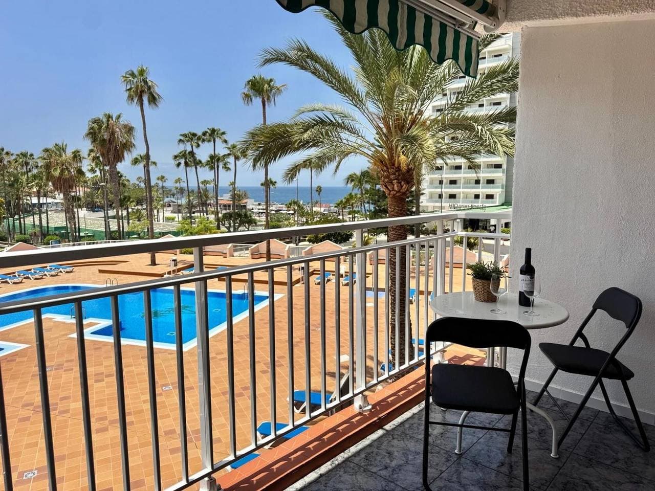 Foto 3 von 27: Ferienwohnung 'El Mirador' mit Meerblick, Gemeinschaftspool und WLAN