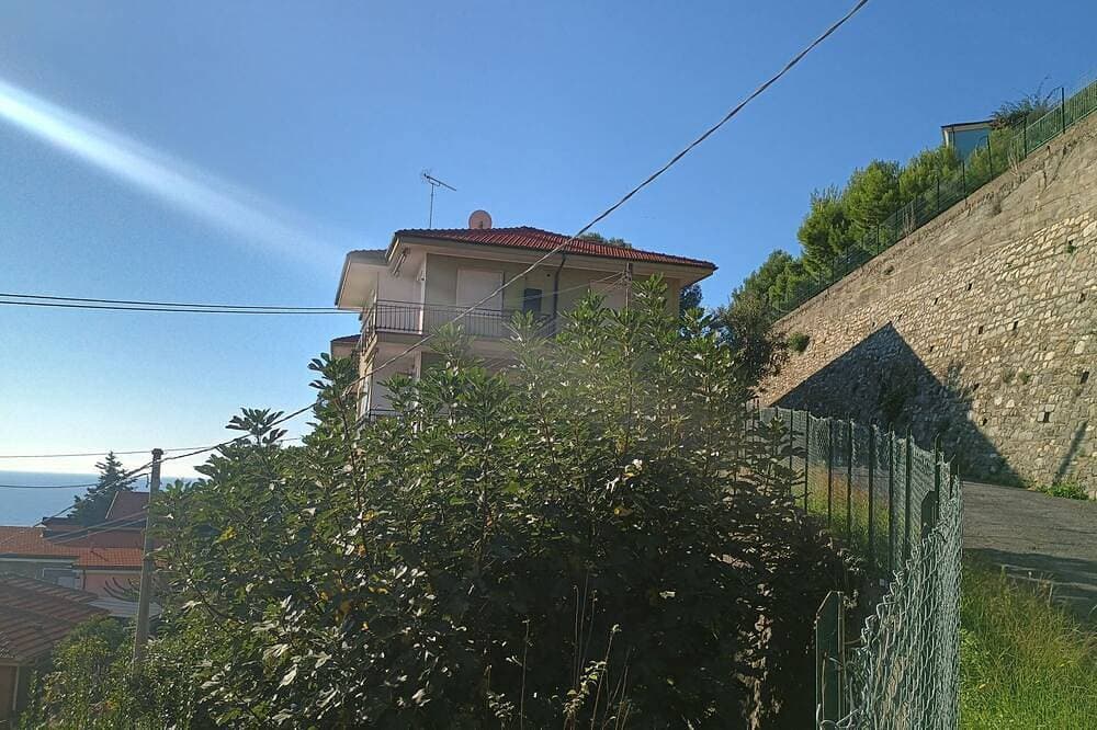 Foto 11 von 22: Spacious two-room apartment with sea view and air conditioning