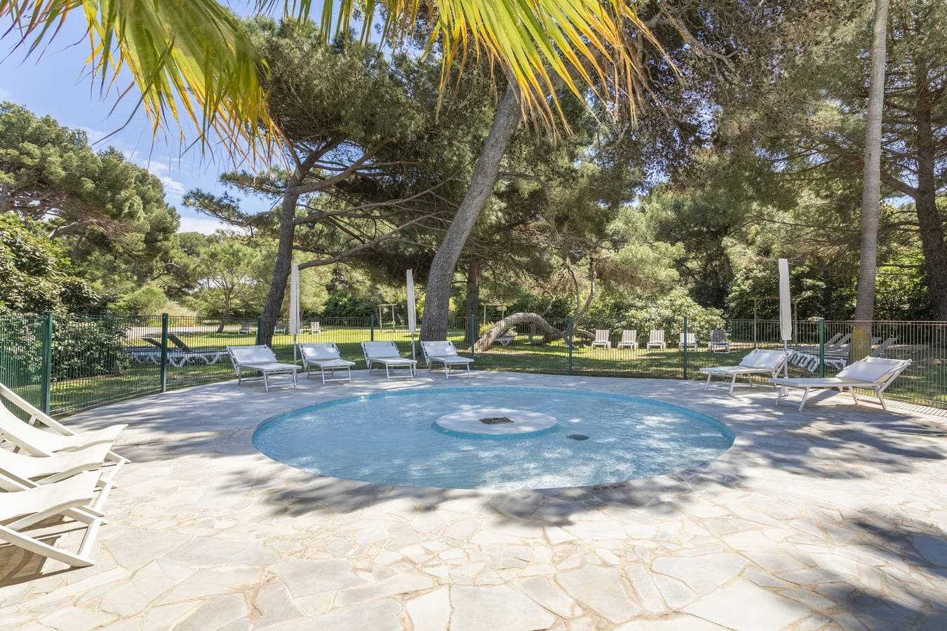 Foto 6 von 46: Residence La Pinede S4p Vue Jardin
