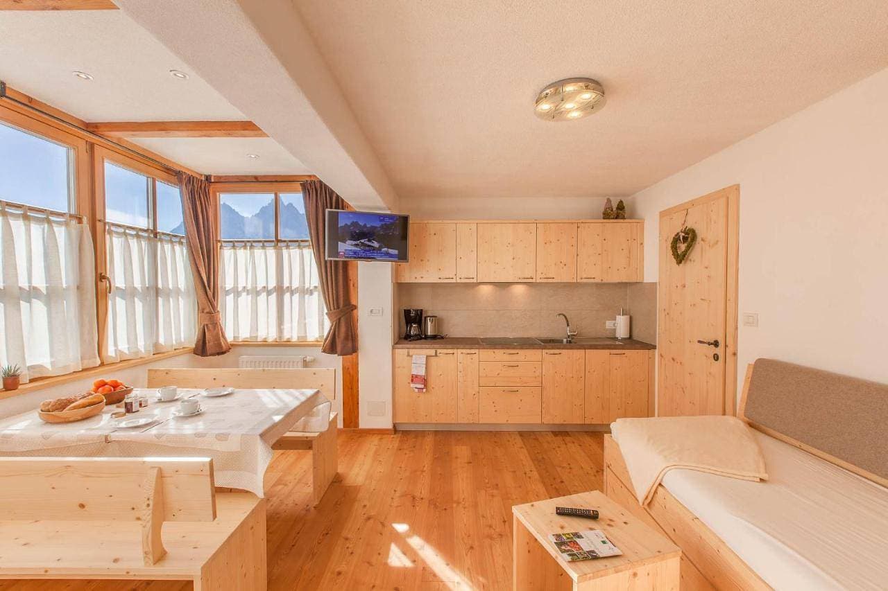 Foto 10 von 15: One-Bedroom Apartment with Mountain View