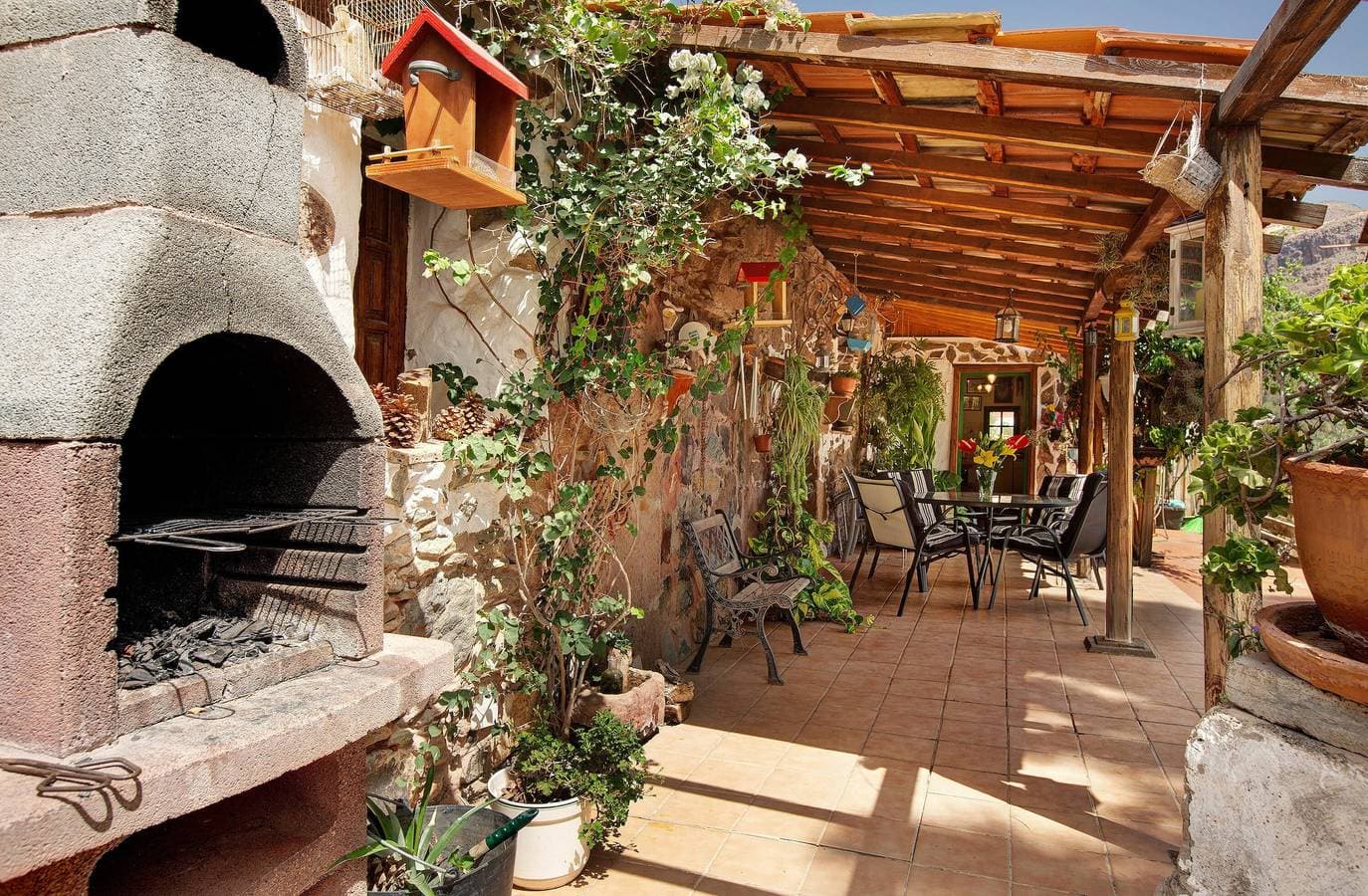 Foto 3 von 25: Ferienhaus "Casa Los Pinos" mit Terrasse und Bergblick
