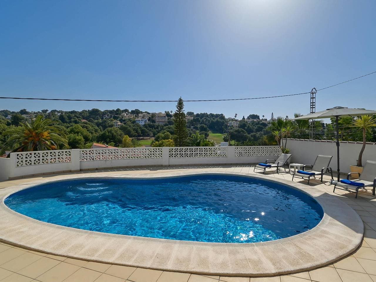 Modernes Ferienhaus in Benissa mit privatem Pool, nahe Strand und Freizeitaktivitäten 1