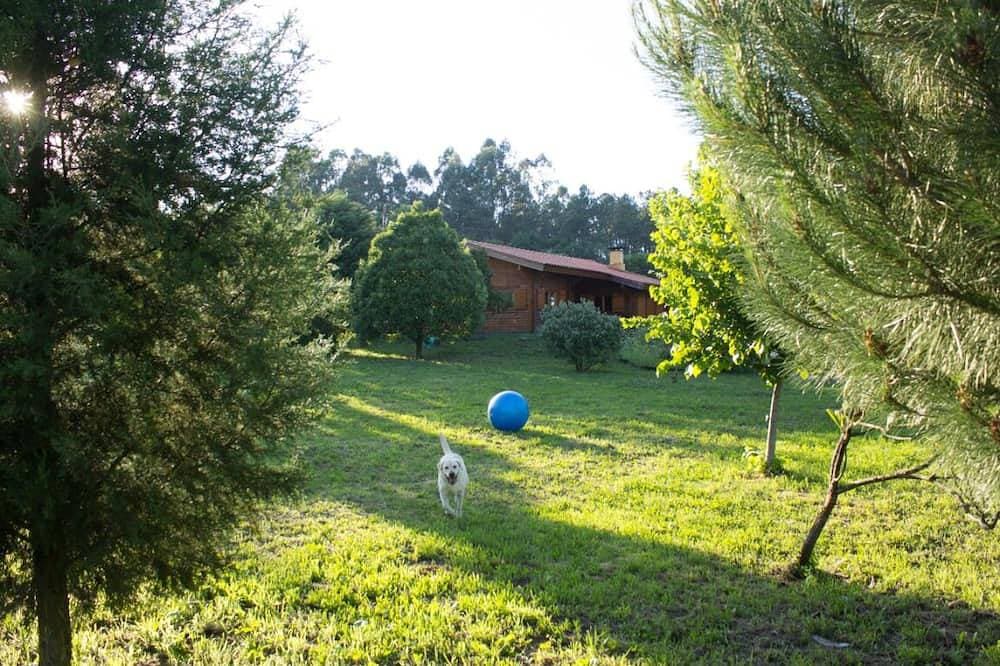 Foto 8 von 12: Bienenholz - Bauernhöfe in Viseu