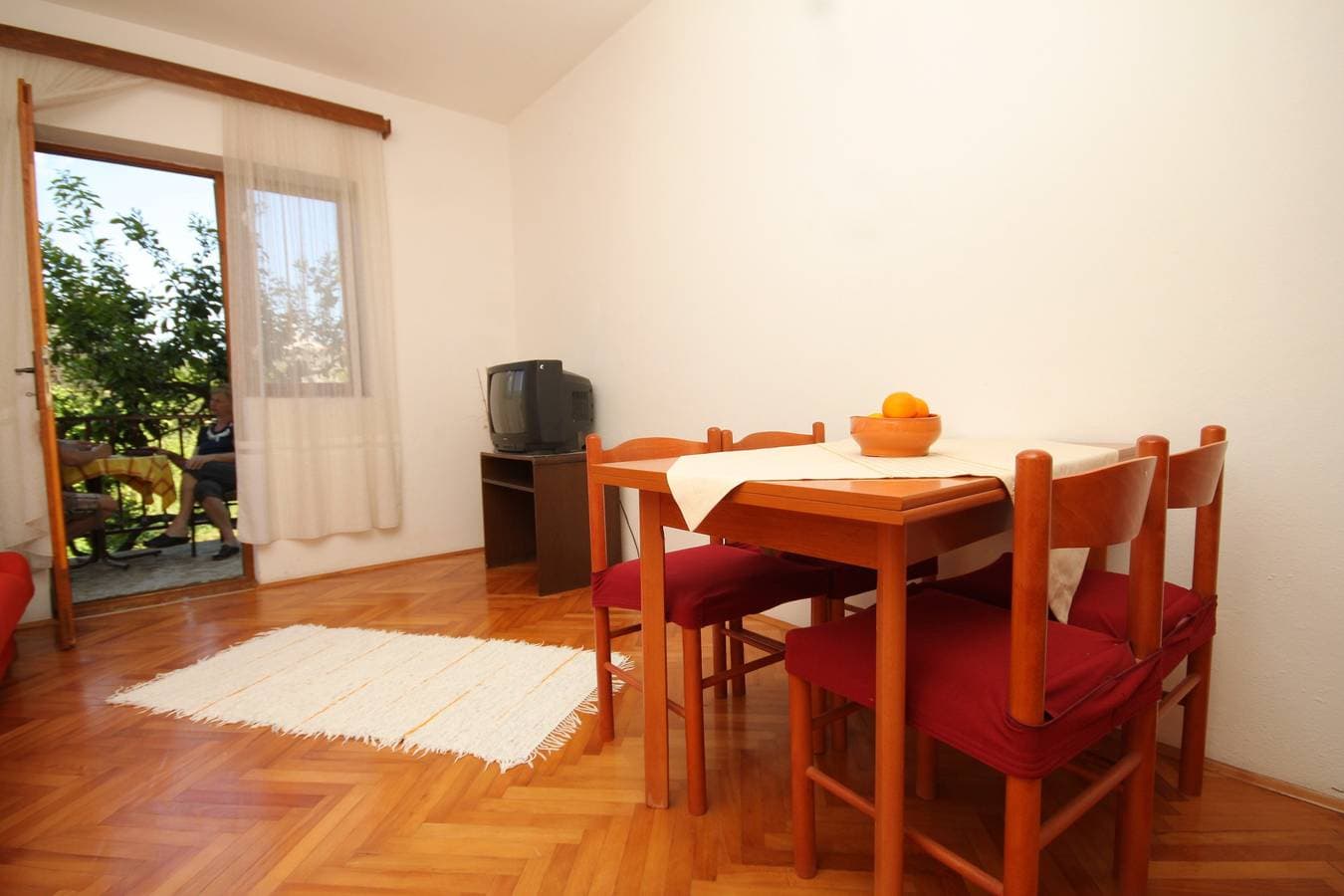 Foto 12 von 24: 1-Zimmer-Ferienwohnung mit Terrasse Jelsa, Hvar -a