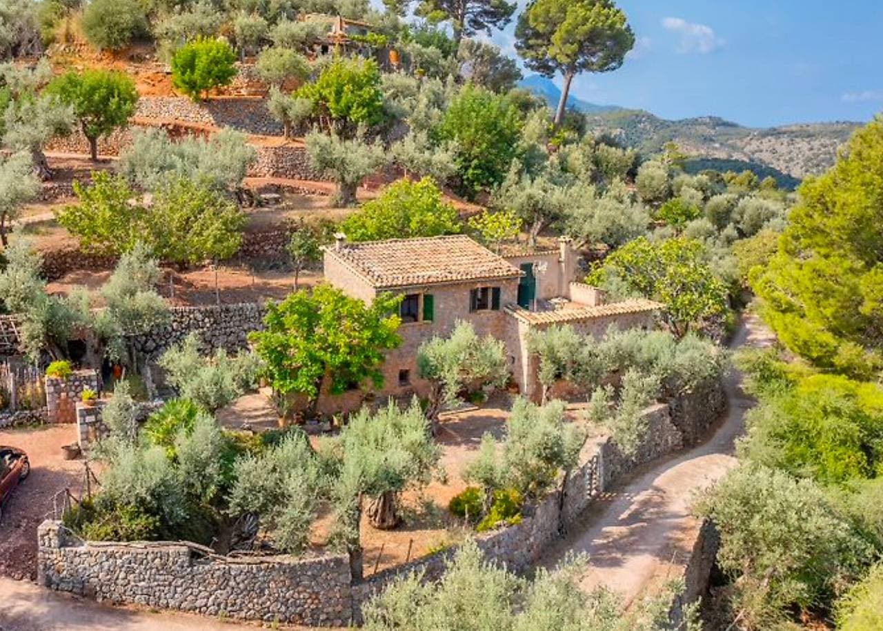Foto 2 von 33: „Sóller Villa es Coco“ mit Ausblick, privater Terrasse und WLAN