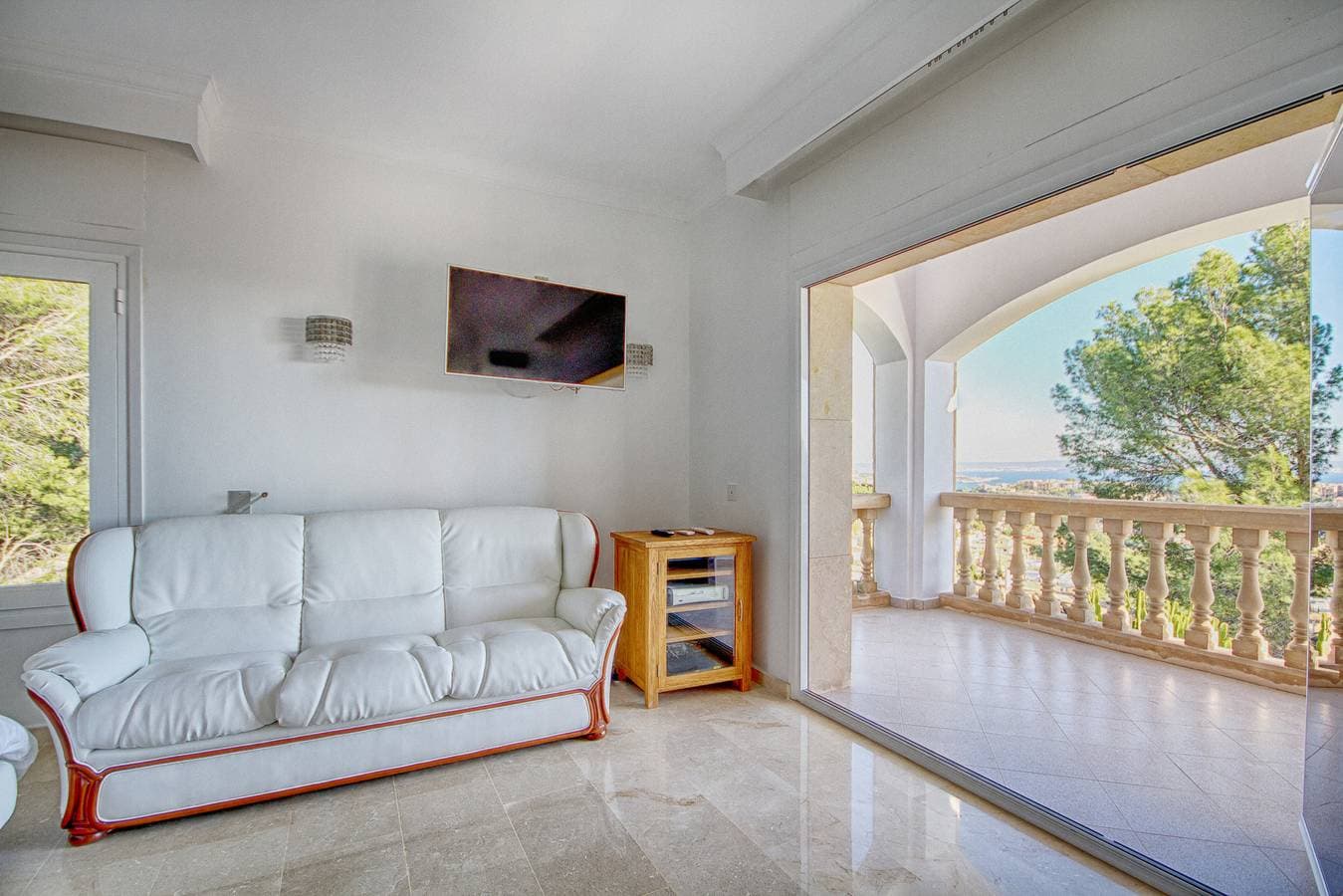 Foto 8 von 20: Portals Hills by Balearic Villas