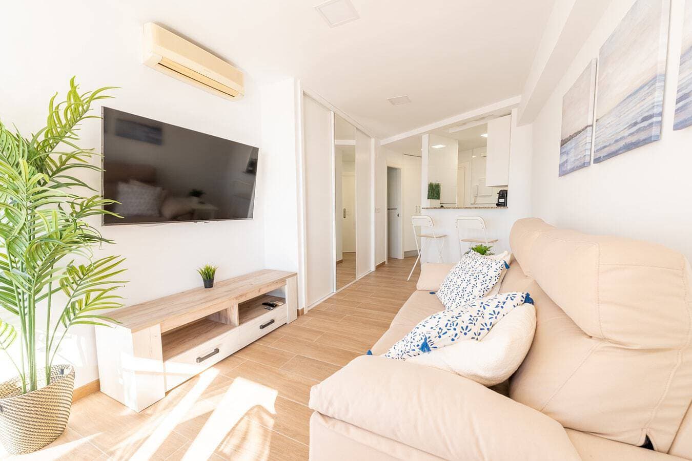 Foto 4 von 18: Ferienwohnung für 3 Personen mit Pool