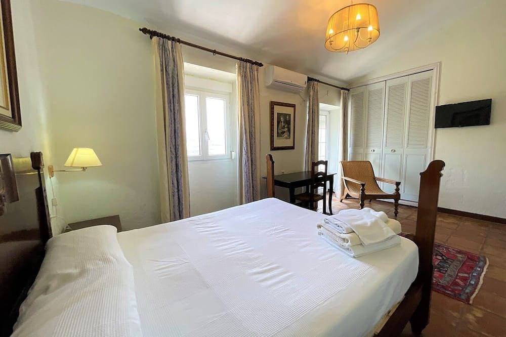 Foto 5 von 30: Doppelzimmer-Blick auf die Landschaft-Eigenes Badezimmer
