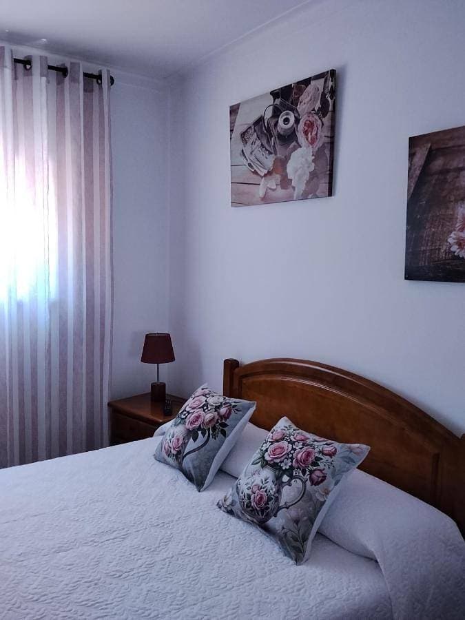 Foto 3 von 9: Double Room with Shared Bathroom