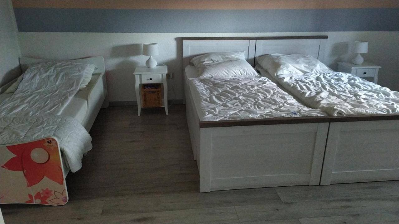 Foto 3 von 5: One-Bedroom Apartment