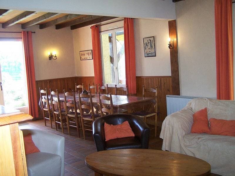 Foto 7 von 16: Gîte für 10 Personen mit Terrasse