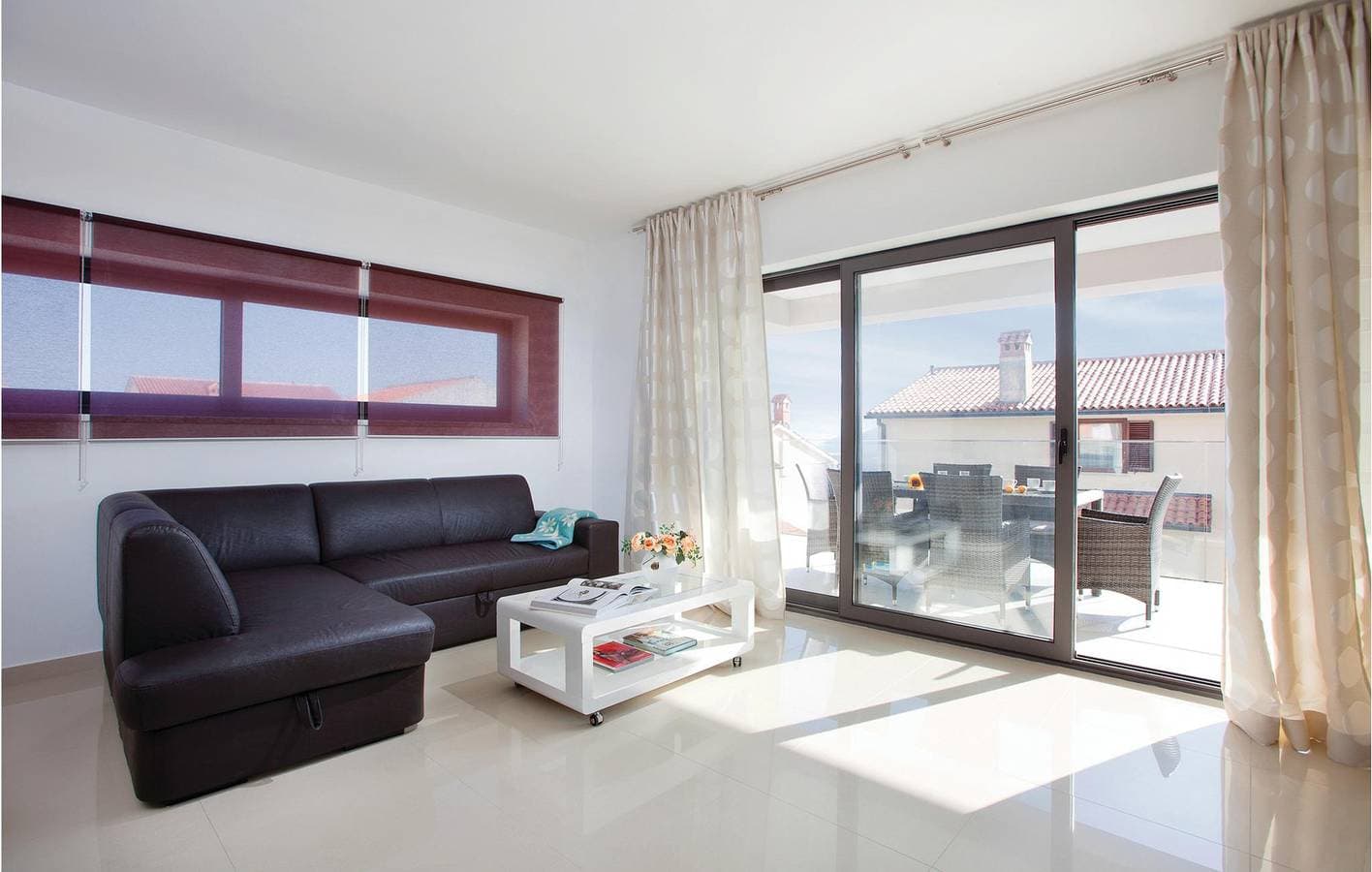 Foto 13 von 33: Geräumige 150 m² große Wohnung mit Pool, 600 m vom Strand entfernt