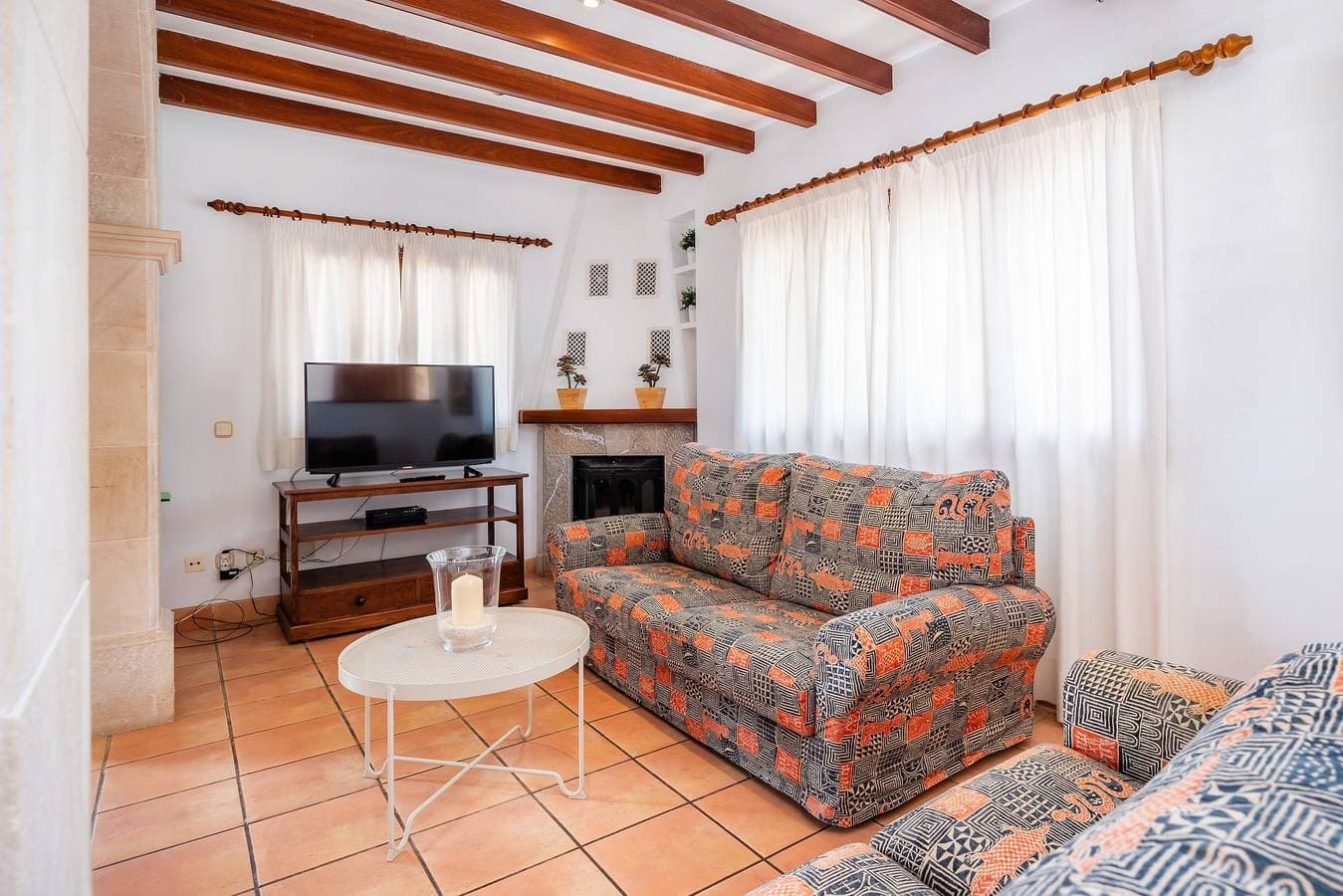 Foto 7 von 33: Strandnahe Ferienwohnung Dofí mit Terrasse und Meerblick