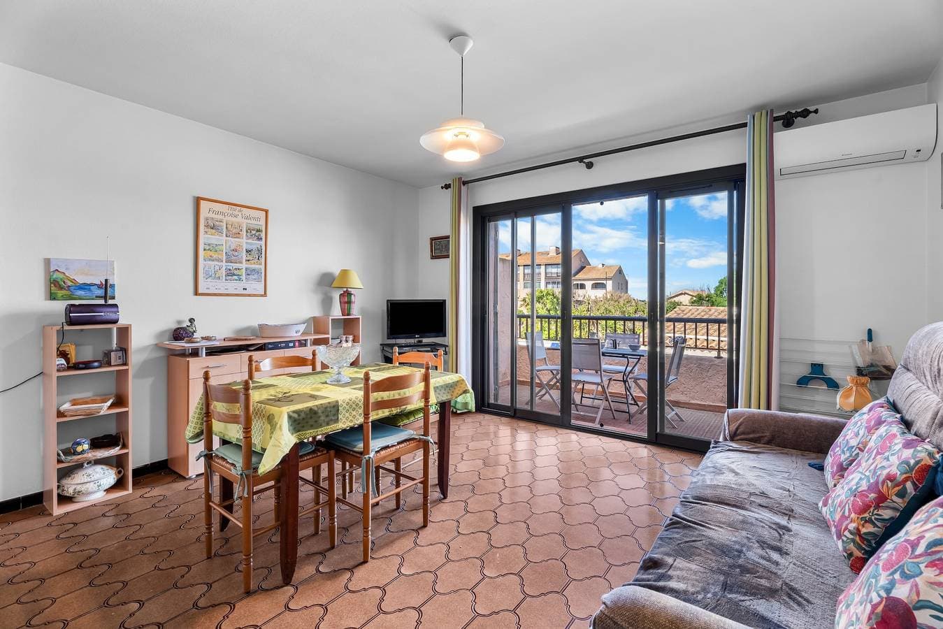 Foto 2 von 20: Klimatisiertes Apartment „100 m vom Strand entfernt“ mit privater Terrasse