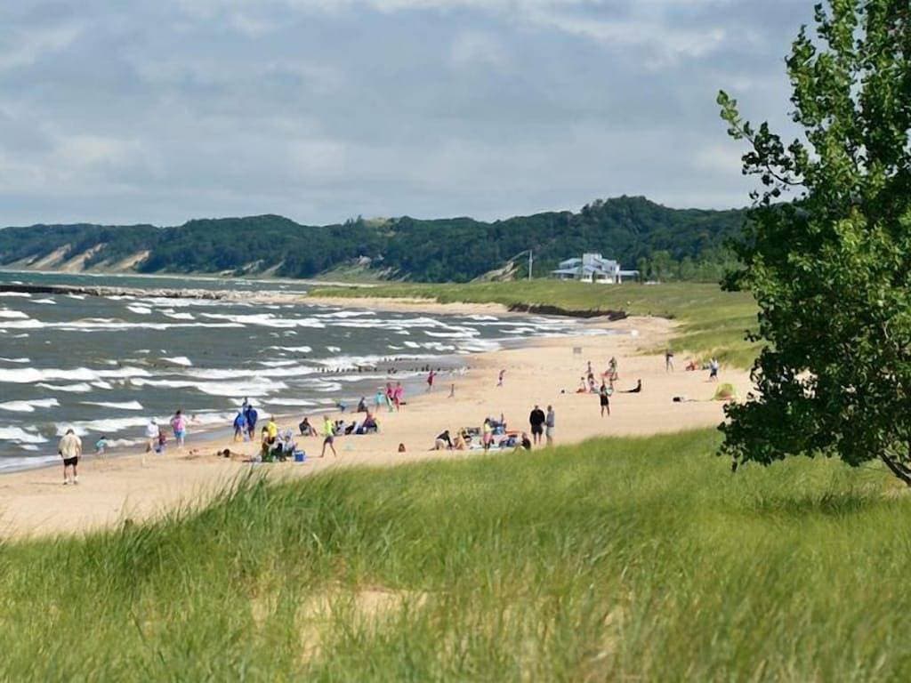 Foto 4 von 29: Downtown Saugatuck ... Schritte von allem