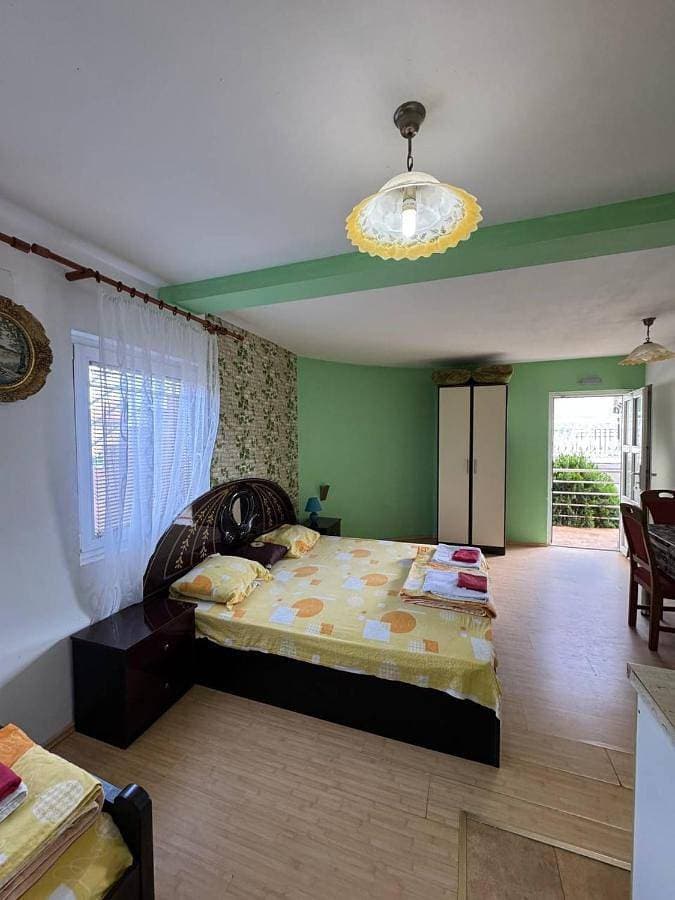 Foto 4 von 16: One-Bedroom Apartment