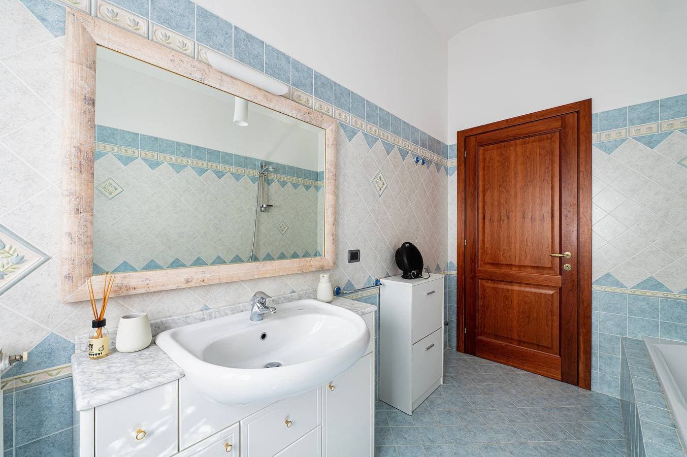 Foto 13 von 39: Ferienhaus 'Del Riccio' mit Seeblick, WLAN und Klimaanlage